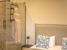 Room 2 - LEO Sky Guest House