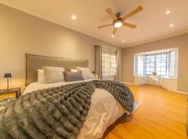 Room 1 - LEO Sky Guest House