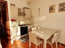 A stone's throw from the sea with a garden and parking