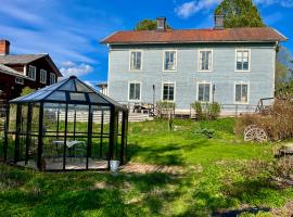 Norrgården Hälsingland, hotel pro pobyt s domácími mazlíčky v destinaci Vallsta
