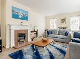 Chimneys - Old Town Poole Location, with Garden and Garage