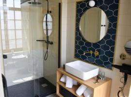 DOMITYS - Les Trèfles, Hotel in Châtellerault