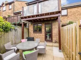 Harbour Hideaway - Moments from the Wide-Open Spaces of Harbourside Park