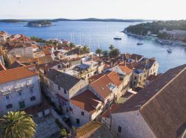 White Rabbit Hostel, hotel di Hvar