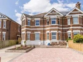 Park Lake View - Poole Park Lake Views