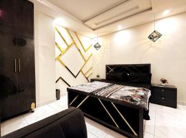 Soundproof 2 Bed apartment in Lahore Zameen Opal, pet-friendly hotel in Lahore