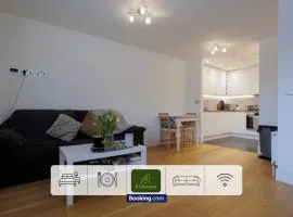 One Bedroom Apartment By Arhouse Apartments Short Lets & Serviced Accommodation Kingston With Free WiFi