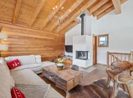 Chalet White Peak by Miggins