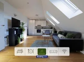 One Bedroom Apartment By Arhouse Apartments Short Lets & Serviced Accommodation Kingston With Free WiFi