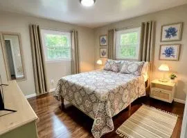 3 Bedroom - Boho By the Star - Cozy Home Close to Downtown Roanoke
