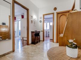 Casa Angela، فندق في Morino