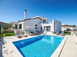 Villa Dolcea