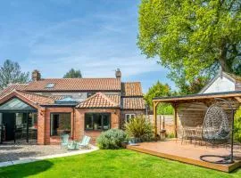 Holly Cottage Edgefield