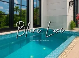 Stylish 7Beds Poolhouse with Cinema Lift - 2min to BTS