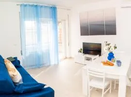 DanysHome Circe davanti al mare