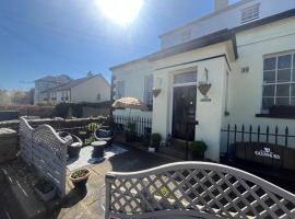 Buttercup Cottage, khách sạn ở Dundrum