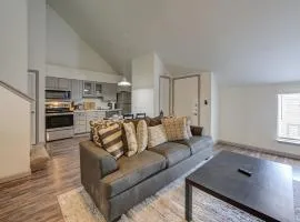 Cozy 2BR 2BA Condo in Houston Medical Center Free Parking & Fast Wi-Fi