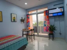 Habitación amoblada y acogedora