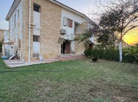 فيلا الجناين, ξενοδοχείο σε Jazīrat ‘Alāwī al Būghāz