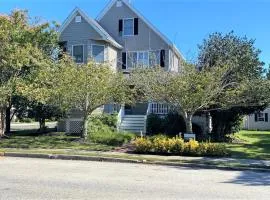 211 Franklin Street Breezes From The Sea