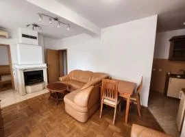 Лукс Апартамент Лазур с безплатен паркинг