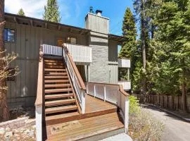 Waters Edge Oasis - Shared Pool & Pier Access