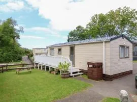 23 Manleigh Park