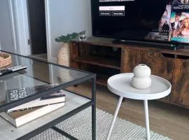 Manchester Central - Modern Apartment - Free Parking