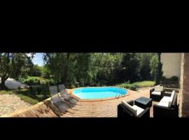 Maison de charme 8 personnes, ξενοδοχείο σε Vals-les-Bains