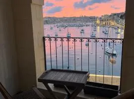 Front Row Seafront House with Dreamy Valletta and Harbour Sunset Views