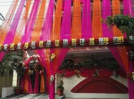 entire 9 BHK villa for marriages and parties