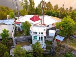 4 BR Luxe Resort In Murree Available For Events