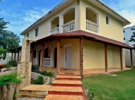 Casa ARCOIRIS