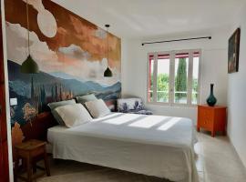 La maison de Flassan chic et sport, Hotel in Flassan