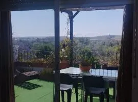 MY SMALL PENTHOUSE WITH VIEWS.TOURISM & TRANQUILITY & SUN