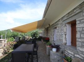 Guest House Mehmeti, hotel v destinaci Tolar