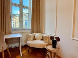 Vintage Rooms
