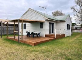 Mays Place at Cape Woolamai, hotel v destinaci Cape Woolamai