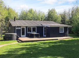 6 person holiday home in Hals, hotel i Hals