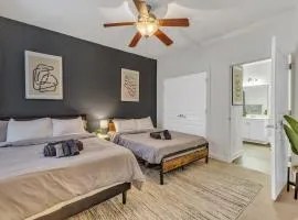 Upscale 1BR Suite Mins to Downtown Raleigh!