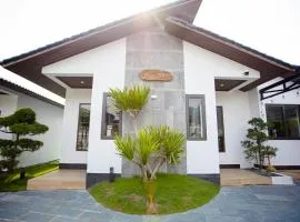 Khoai Mật Homestay