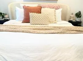 CBD with FREE PARKING 6min walk to Southern Cross Station