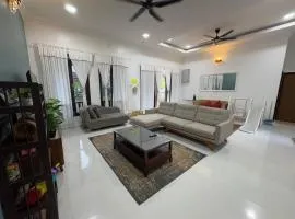 KaySue Twin Villa