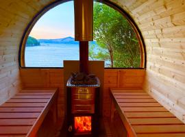 Mfr伊勢志摩 本館 貸切リゾートホテル, hotel de playa en Toba