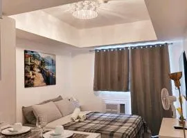 M&R Condotel Azure North