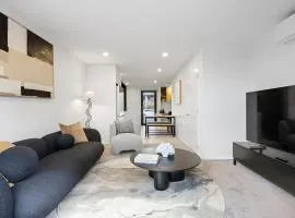Luxe and Location