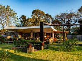 Kinga Homes Boutique Hotel、モシのホテル