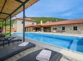 Villa Tina