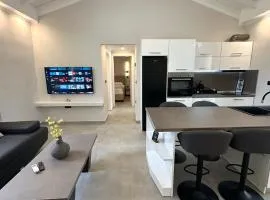 Theros Villa 2