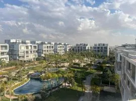 Studio beverly hills premium sheikh Zayed